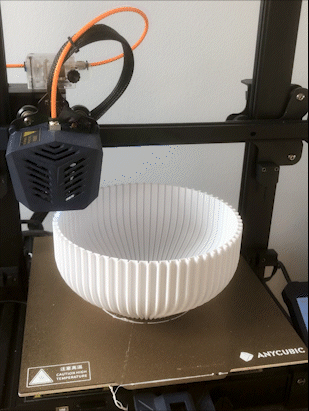 3D Drucker bei der Arbeit