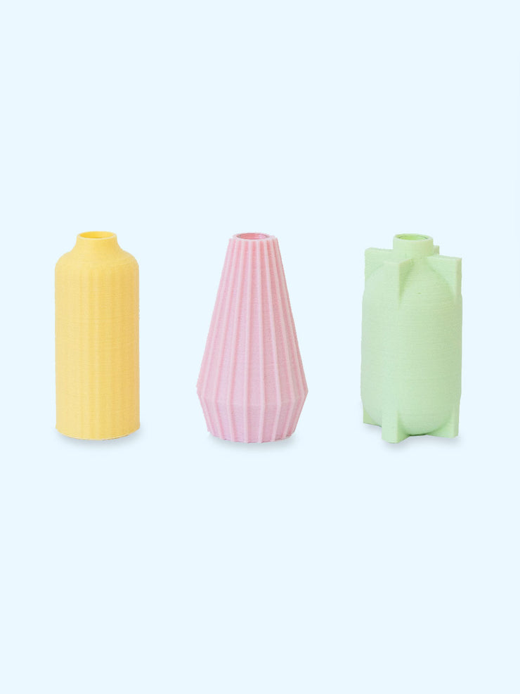 drei bunte Vasen 3D gedruckt